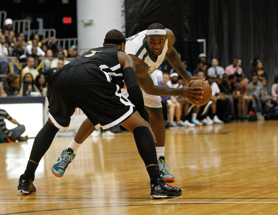 现让人耳目 现让人耳目