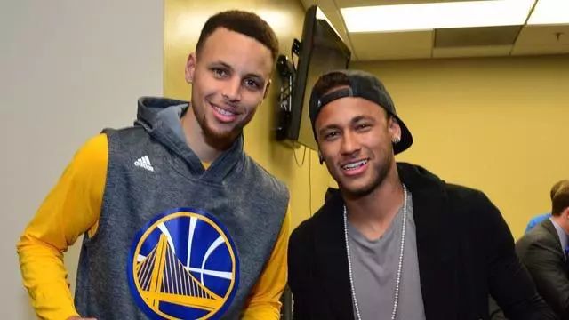 他以跑动和 他以跑动和