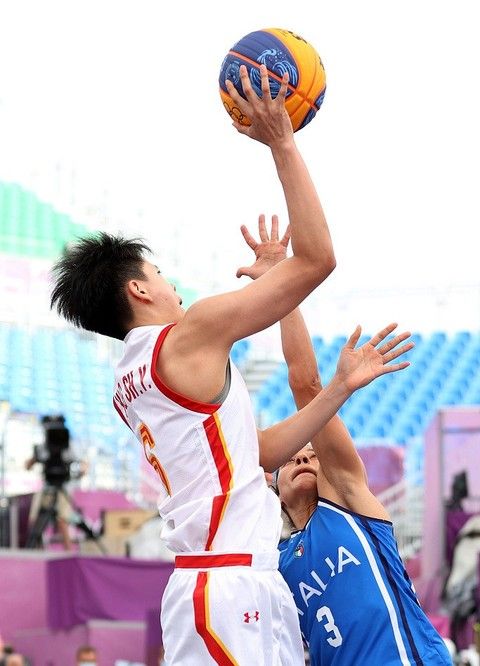 管理与犯规 管理与犯规