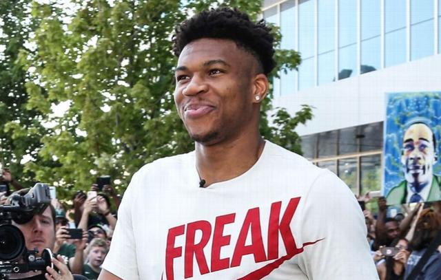 更衣室秩序 更衣室秩序